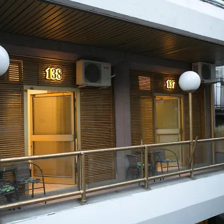 Studio 138 Belgrado Esterno foto